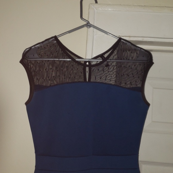 Dress - Picture 2 of 4